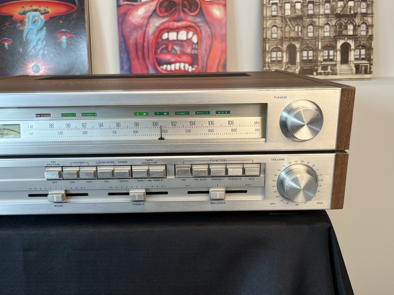 Vintage 1976 Toshiba Stereo Receiver SA-520 - Serviced, New LED Indicators gallery