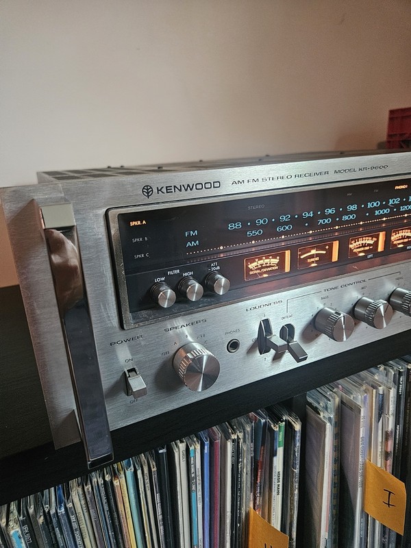 Kenwood KR-9600 Stereo AM/FM Receiver 160WPC Tested and working⭐️ SEE VIDEO ⭐ gallery