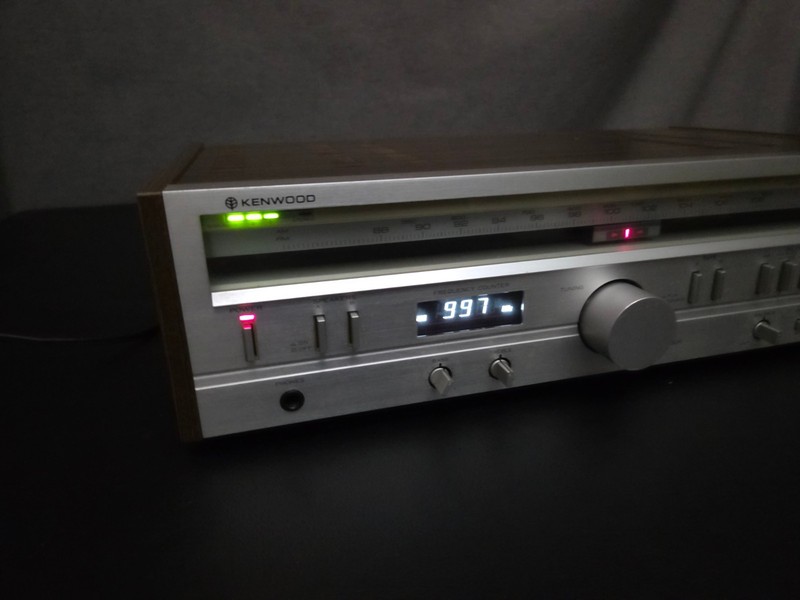 Vtg KENWOOD KR-720 High Speed/Zero Switching AM/FM Stereo Receiver VIDEO DEMO! gallery