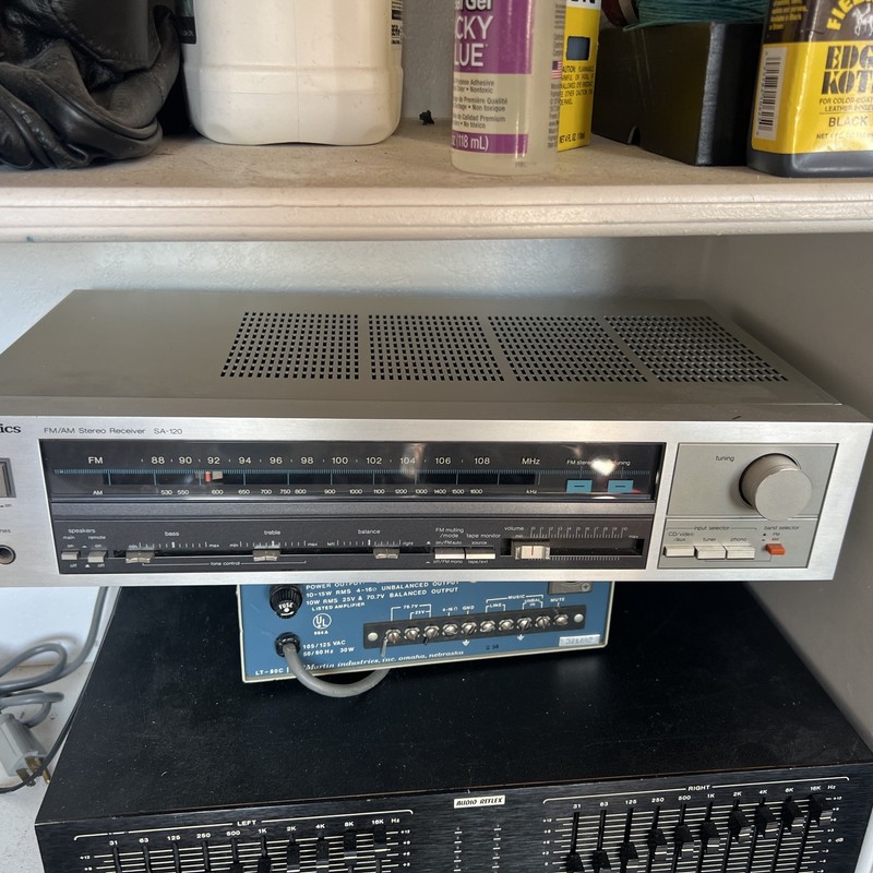 Technics SA 120 Receiver AM FM Stereo. Powers On Sound Good