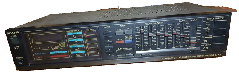 Sharp SA‑X35 Stereo Receiver – Vintage – Clean Front – Not Working/Needs Repair