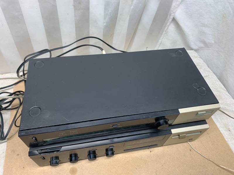 Pioneer TX-130 Vintage AM/FM Stereo Tuner & SA-730 Stereo Receiver Made In Japan gallery