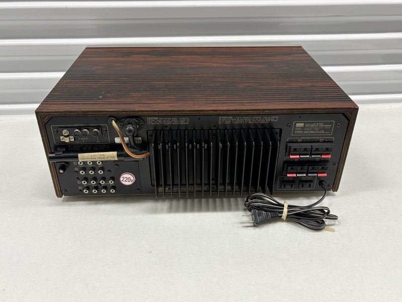 Sansui G-6700 Pure Power DC Stereo Receiver 90WPC Woodgrain - TESTED (Read) gallery
