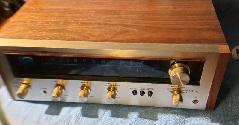 Vintage Pioneer SX-424 Stereo Receiver, Analog Sound, FM and MW (AM) and Phono. gallery