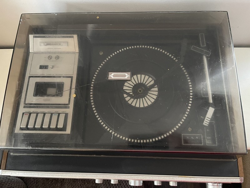 SOUNDESIGN Sound Design 6949 PLL AM FM Stereo Receiver 8 track Cassette Recorder gallery