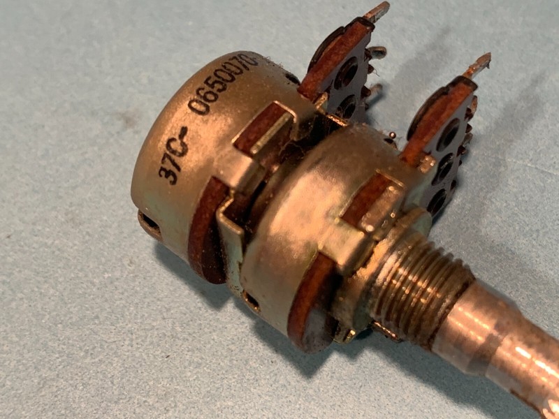Kenwood KR-9340 Vintage Quad Receiver Parting Out Bass Potentiometer #2