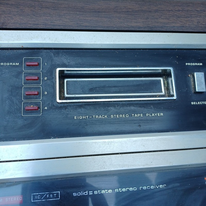 ZENITH G596W ALLEGRO WEDGE STEREO AM/FM 8-track Record Player Vintage for parts gallery