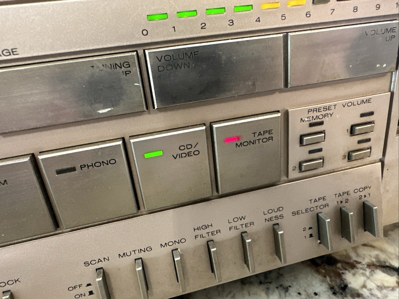 VINTAGE MARANTZ SR940 FM/AM STEREO RECEIVER Tested gallery
