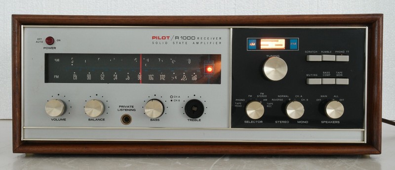 Rare Monster Pilot Model R1000 AM/FM Stereo Receiver For Repair/Parts gallery