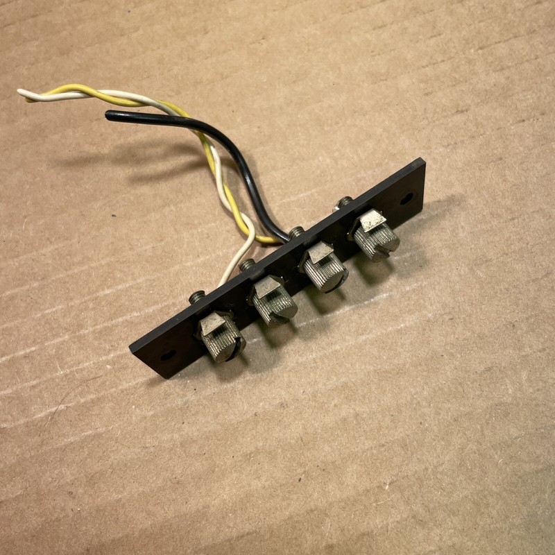 Harman Kardon 930 Receiver Parts: Speaker System 1 Switch Panel - L/R / Ground gallery