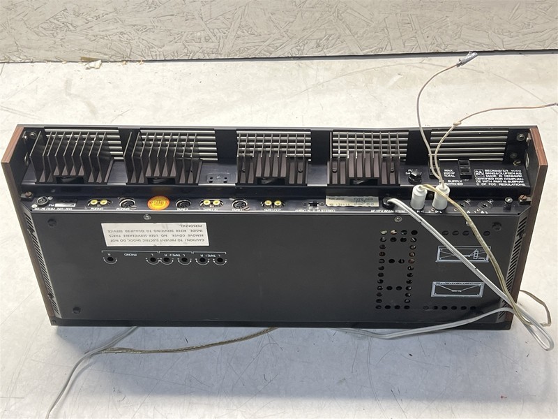 Bang and Olufsen Beomaster 4000 Receiver As-Is gallery