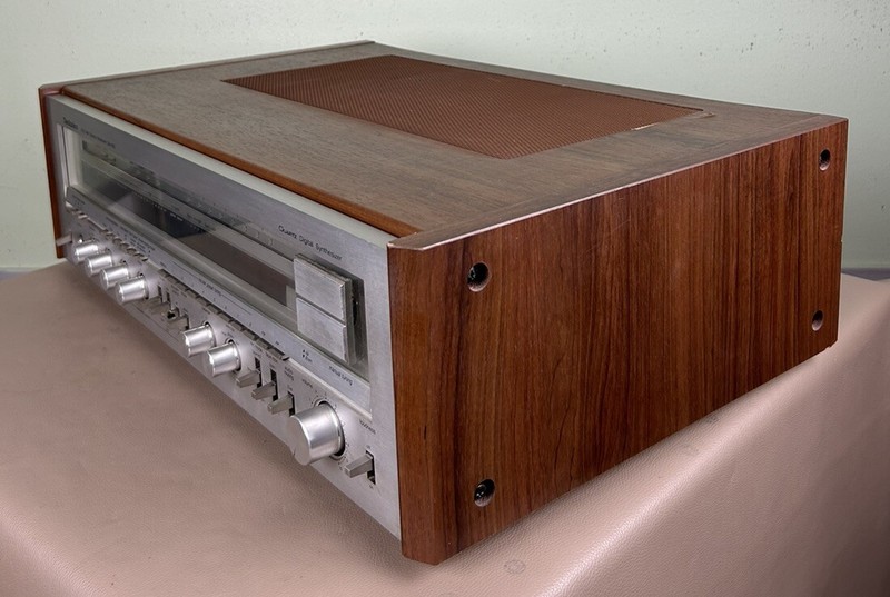TECHNICS SA 818 STEREO MONSTER RECEIVER COOL gallery