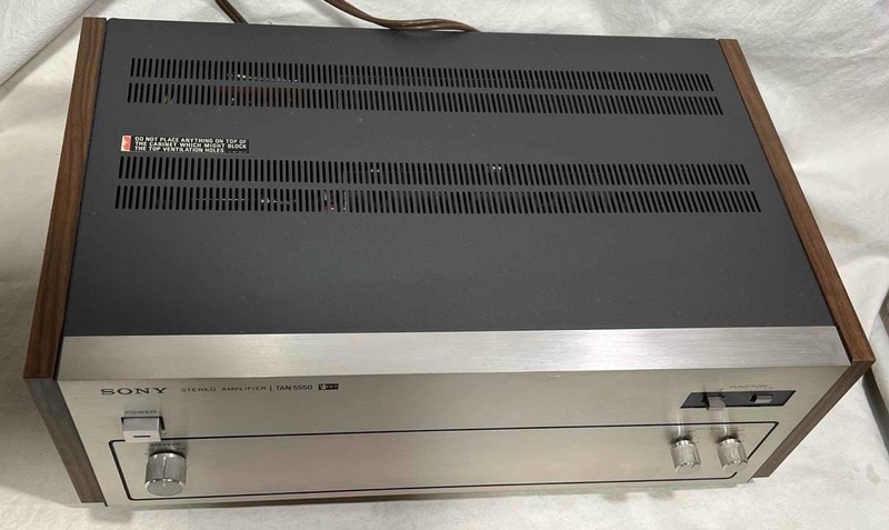 Rare Sony TAN-5550 VFET Stereo Power Amplifier Tested Good for Restoration gallery