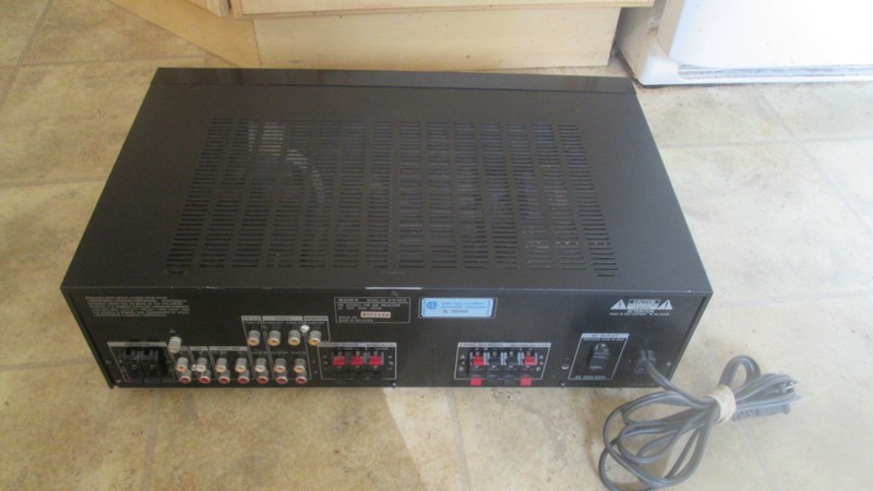 SONY STR-D615 AM/FM Stereo Receiver gallery