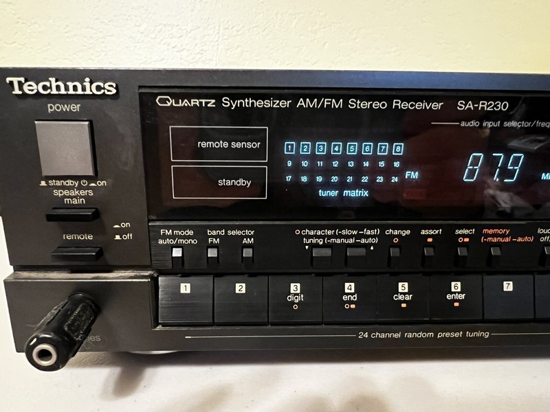 Technics Quartz Synthesizer AM/FM Receiver SA-R230 Made in Japan| No Remote gallery