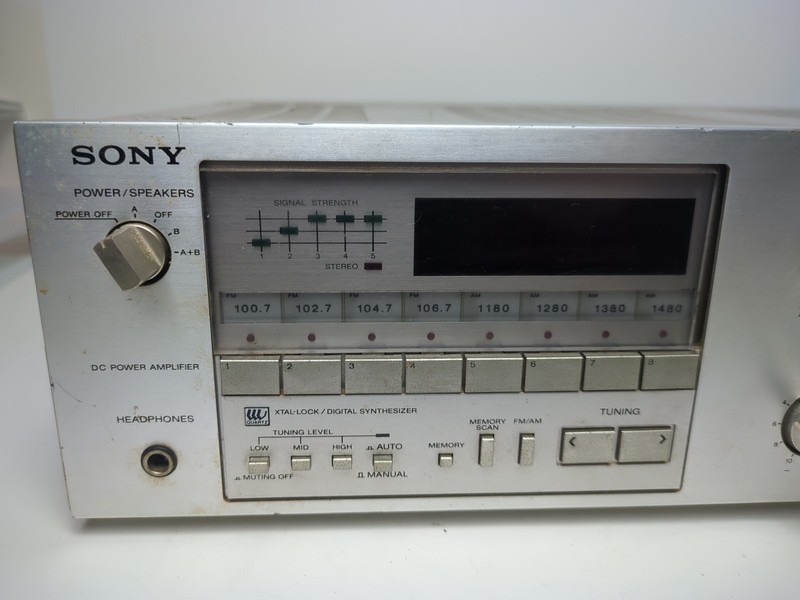SONY STR-V45 VINTAGE AM/FM STEREO RECEIVER - TESTED gallery