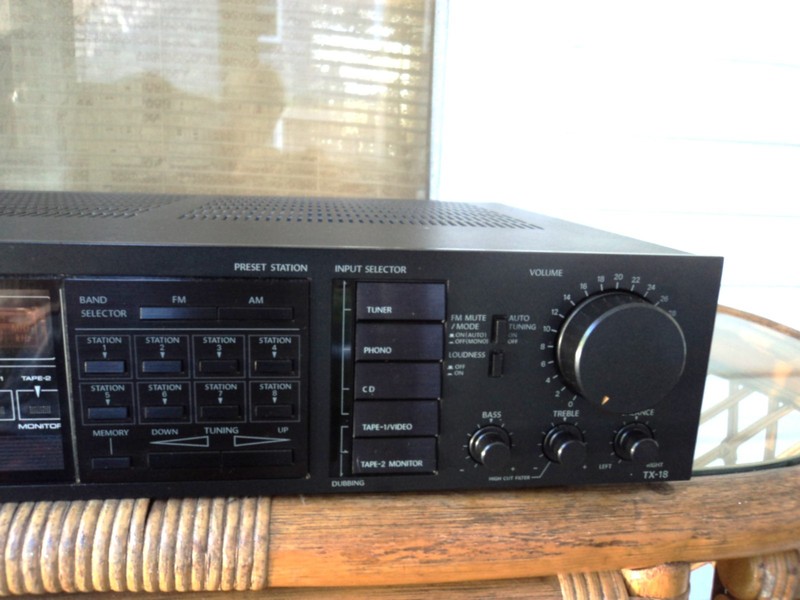 Onkyo TX-18 Vintage Stereo Receiver AM/FM/Phono/CD/Tape 30 Watts/Channel-NICE! gallery