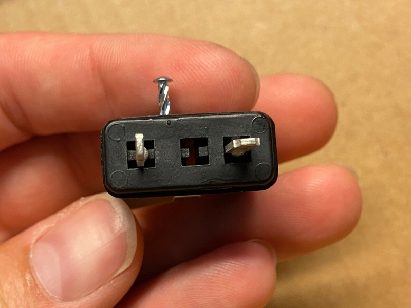 2 New Pioneer Speaker Plug Replacements for Vintage QX-9900 Receiver gallery