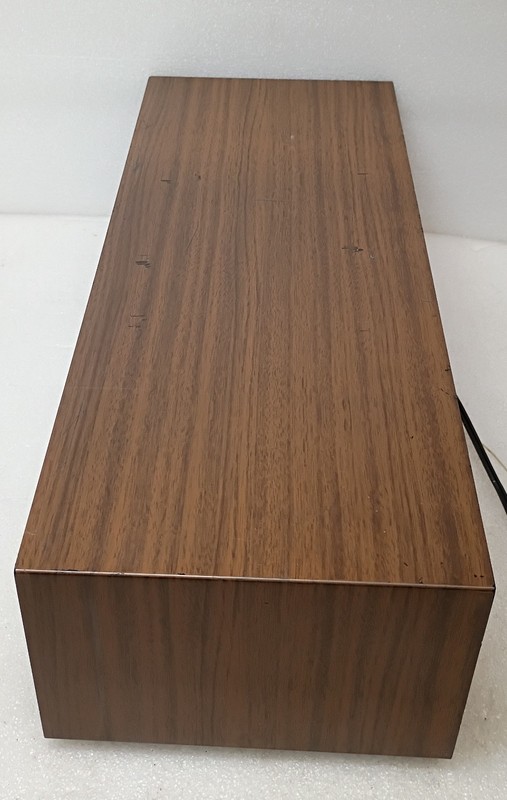 Realtone Solid State AM-FM Stereo Multiplex Model 4332 Working Some deep scratc gallery