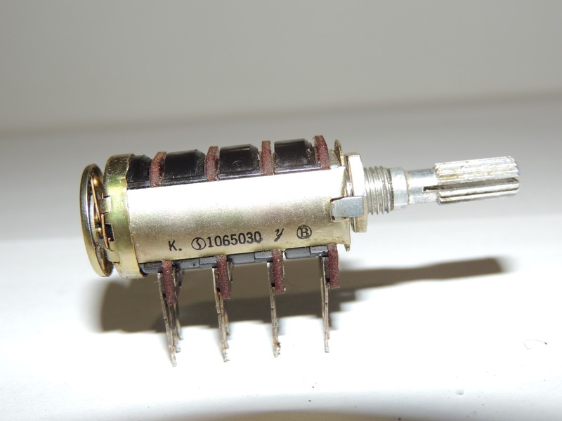 Sansui QRX-9001 QRX-8001 Single Balance Front-Back Rotary Switch 1065030 gallery