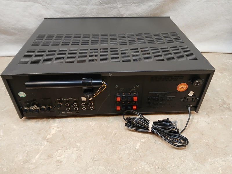 Vector Research VR-3000 Stereo Receiver gallery