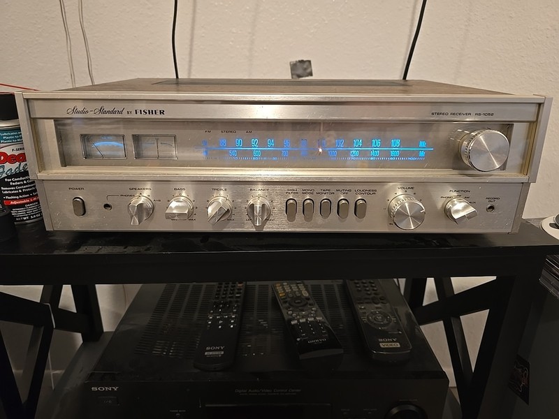 Studio Standard By Fisher Stereo Receiver RS-1052, AM/FM, 120VC 50/60Hz 230W Max