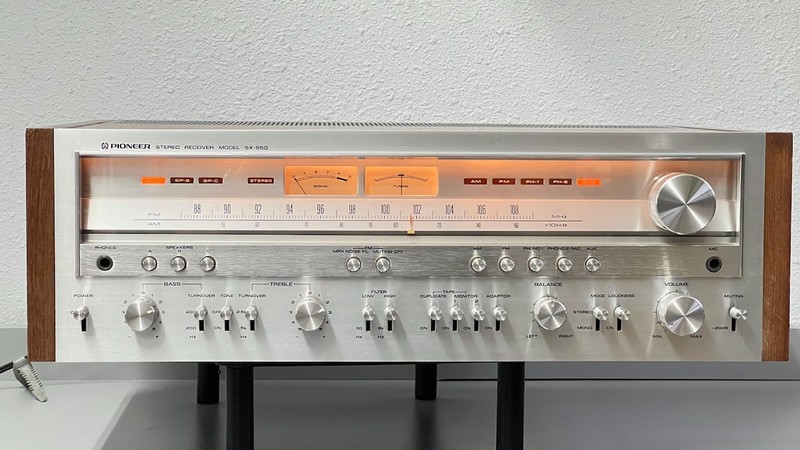 Pioneer SX-950 Vintage Stereo Receiver – Professionally Serviced, 85 WPC