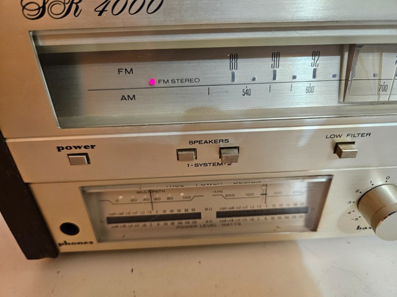 Marantz SR‑4000 Stereo Receiver – Powers On – No Sound – For Repair/Parts gallery