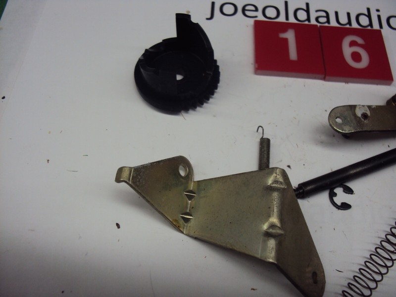 BSR C141.A.6 Turntable Idler Assembly. Tested. Parting Entire BSR C141.A.6 gallery