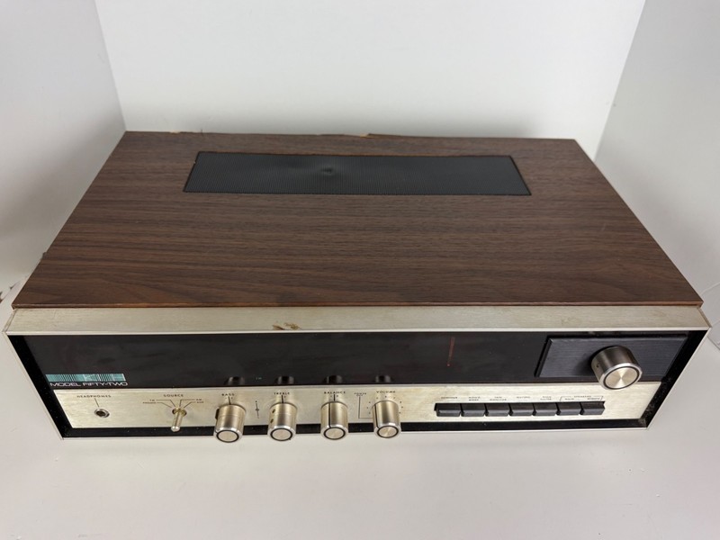KLH RESEARCH - MODEL 52 - AM/FM STEREO RECEIVER - AS IS gallery