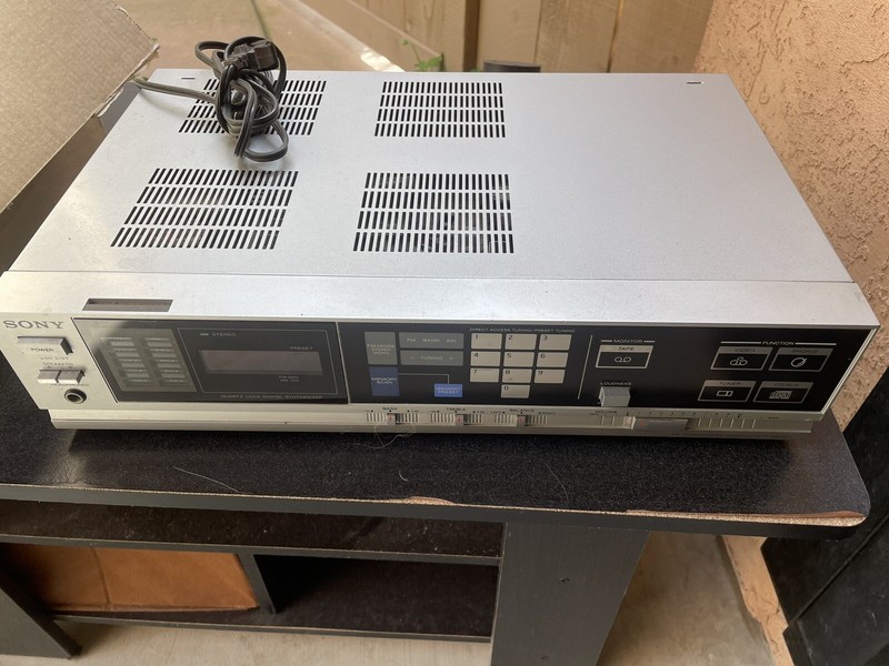 Vintage Sony STR AV-230 AM/FM Stereo Receiver Used gallery
