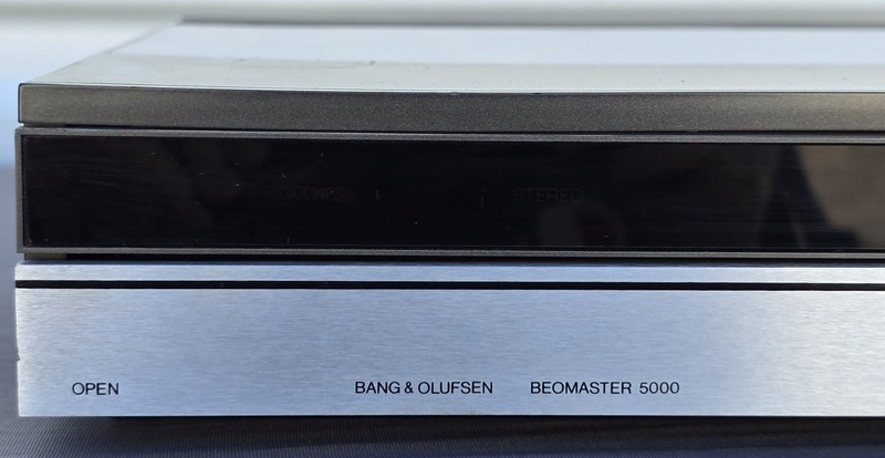 Bang & Olufsen Beomaster 5000 Powers On Untested [Parts / Repair] gallery