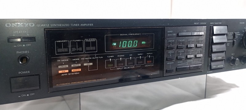 Vintage 1980's Onkyo TX-18 Quartz Synthesized FM Stereo/AM Tuner Amplifier gallery