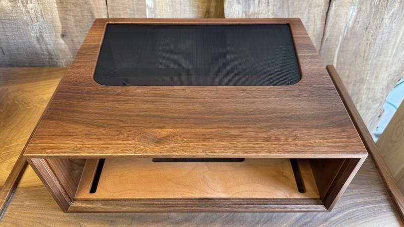 Marantz WC-22 Solid Walnut Custom Cabinet. Fits most 22/44 SERIES (Pre-Order) gallery