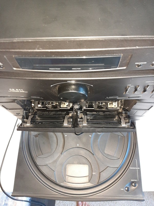 Magnavox AS641 Dual Chrome/Ferro Cassette Player/Recorder AM/FM CD Changer gallery