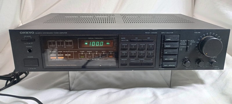 Vintage 1980's Onkyo TX-18 Quartz Synthesized FM Stereo/AM Tuner Amplifier gallery