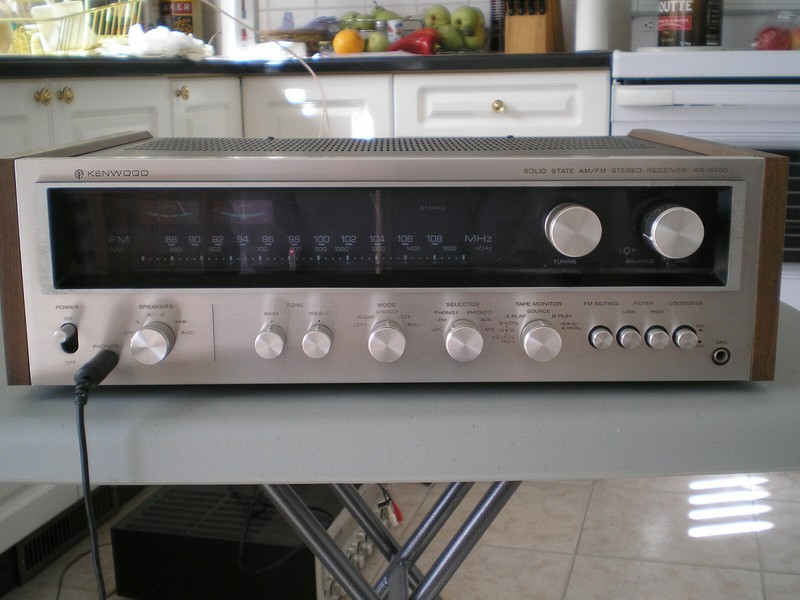 Kenwood KR-6400 AM/FM stereo receiver, very clean