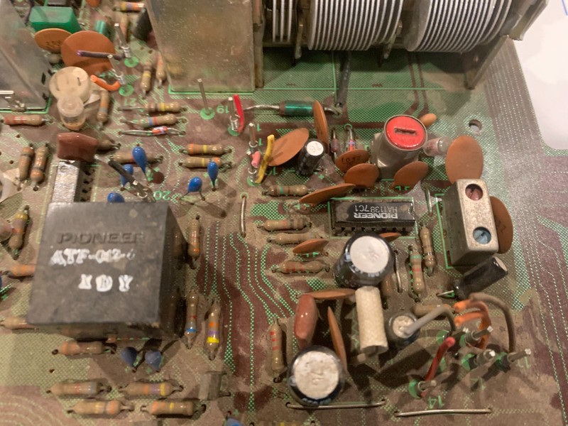 Pioneer SX-650 Stereo Receiver Parting Out - AWE-075 tuner and AF Assembly gallery