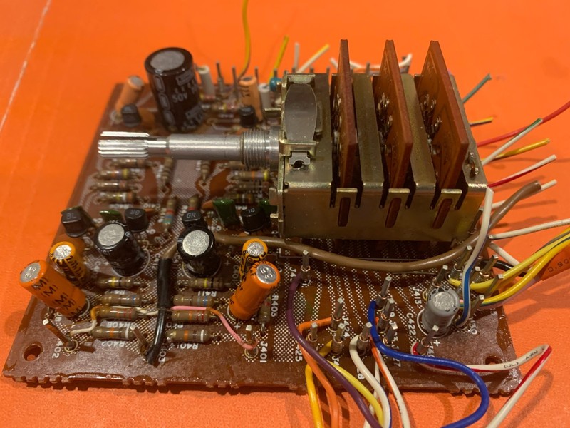 Marantz 2238B Stereo Receiver Parting Out - P400 EQ Amplifier Assembly gallery