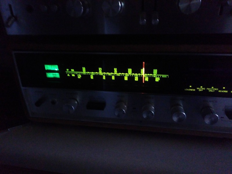SANSUI LED LAMPS 11 LEDS GREEN RECEIVER 2000X-2000A