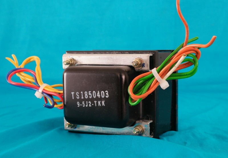 Vintage Marantz Model 2220B FM/AM Receiver Parts : Power Transformer gallery
