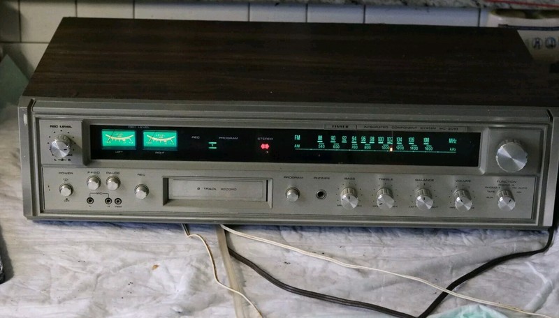 Vintage Fisher AM/FM 8-Track Recorder/Player MC-3010 Power On *Untested**