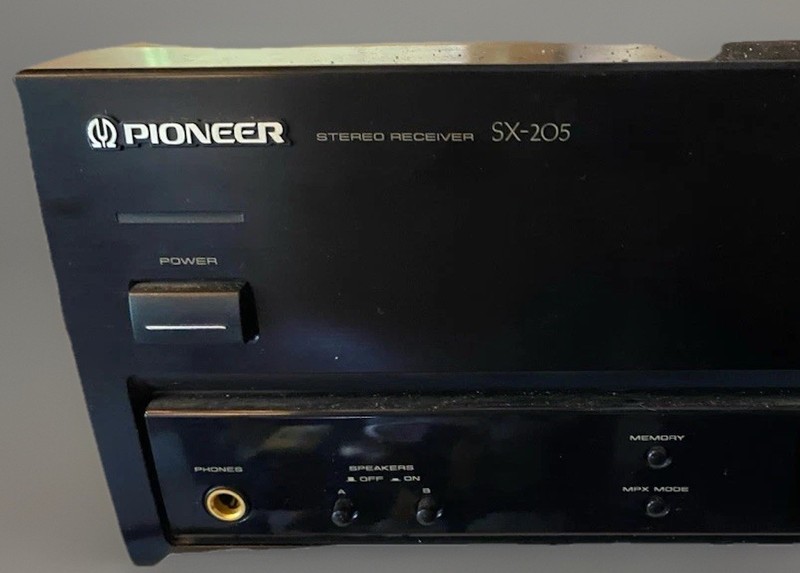 Pioneer SX-205 Stereo Receiver gallery