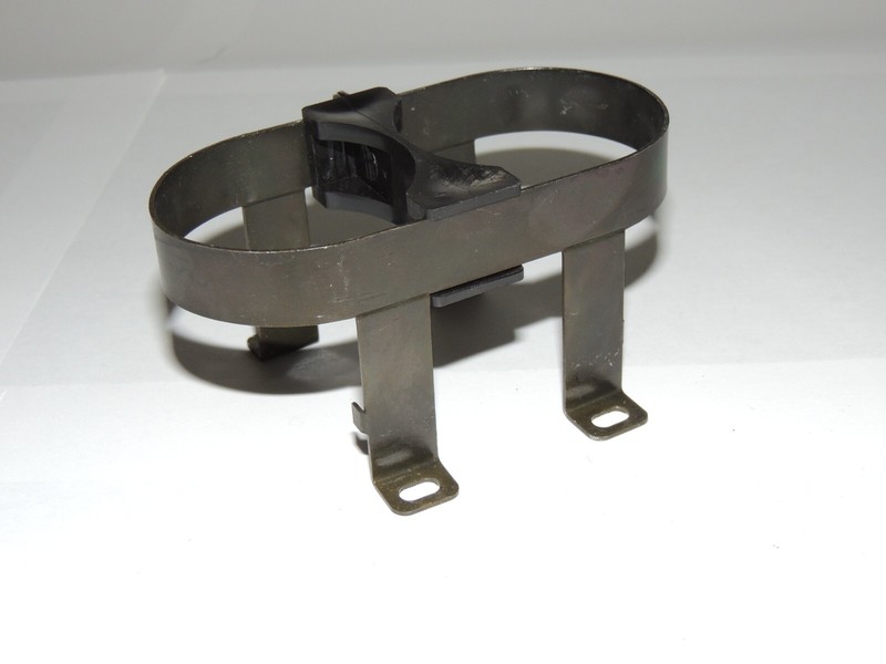 Kenwood Super Eleven Electrolytic Capacitor (Cans.) Holder Assembly