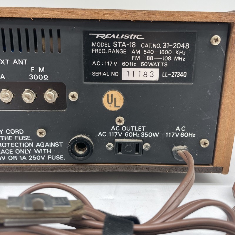 Vintage Realistic STA-18 Stereo Receiver Woodgrain Silver *UNTESTED AS IS gallery