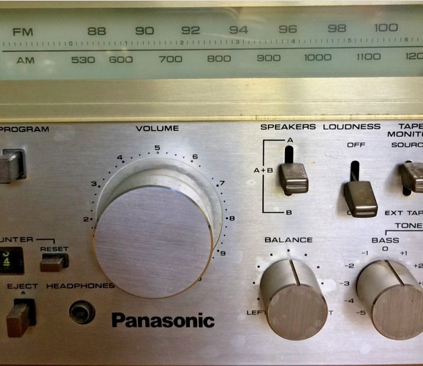 70s Panasonic Integrated Stereo Receiver & 8 Track Player RA-6800 Japan gallery