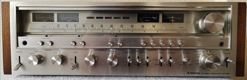 Pioneer SX 980 AM/FM Stereo Receiver Monster Walnut WATCH SEE VIDEO Serviced