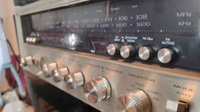 Kenwood KR-9600 Stereo AM/FM Receiver 160 WPC Perfect Working Condition