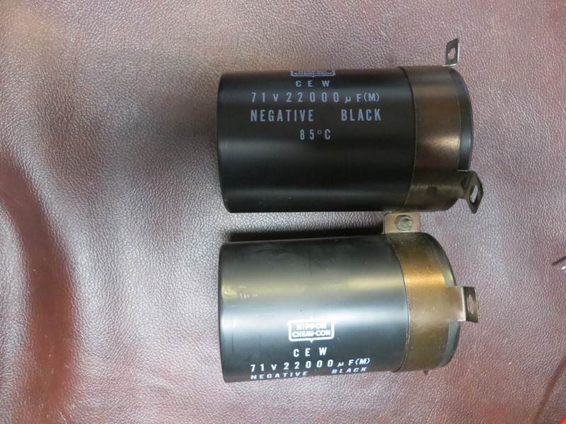 PIONEER SX1050, SX1080 SET OF 2 MAIN CAPACITORS 22000UF,71v,85c MEASURE IN SPEC