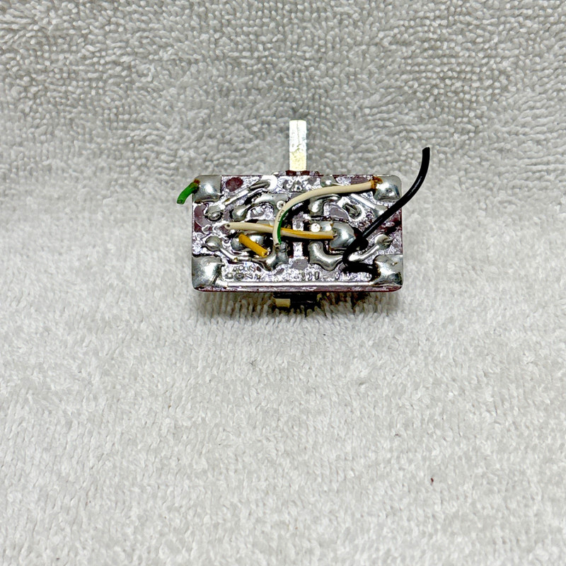 Sony STR-7045 STR-6055 Loudnes Switch 4-803-040-00 Parting Out gallery